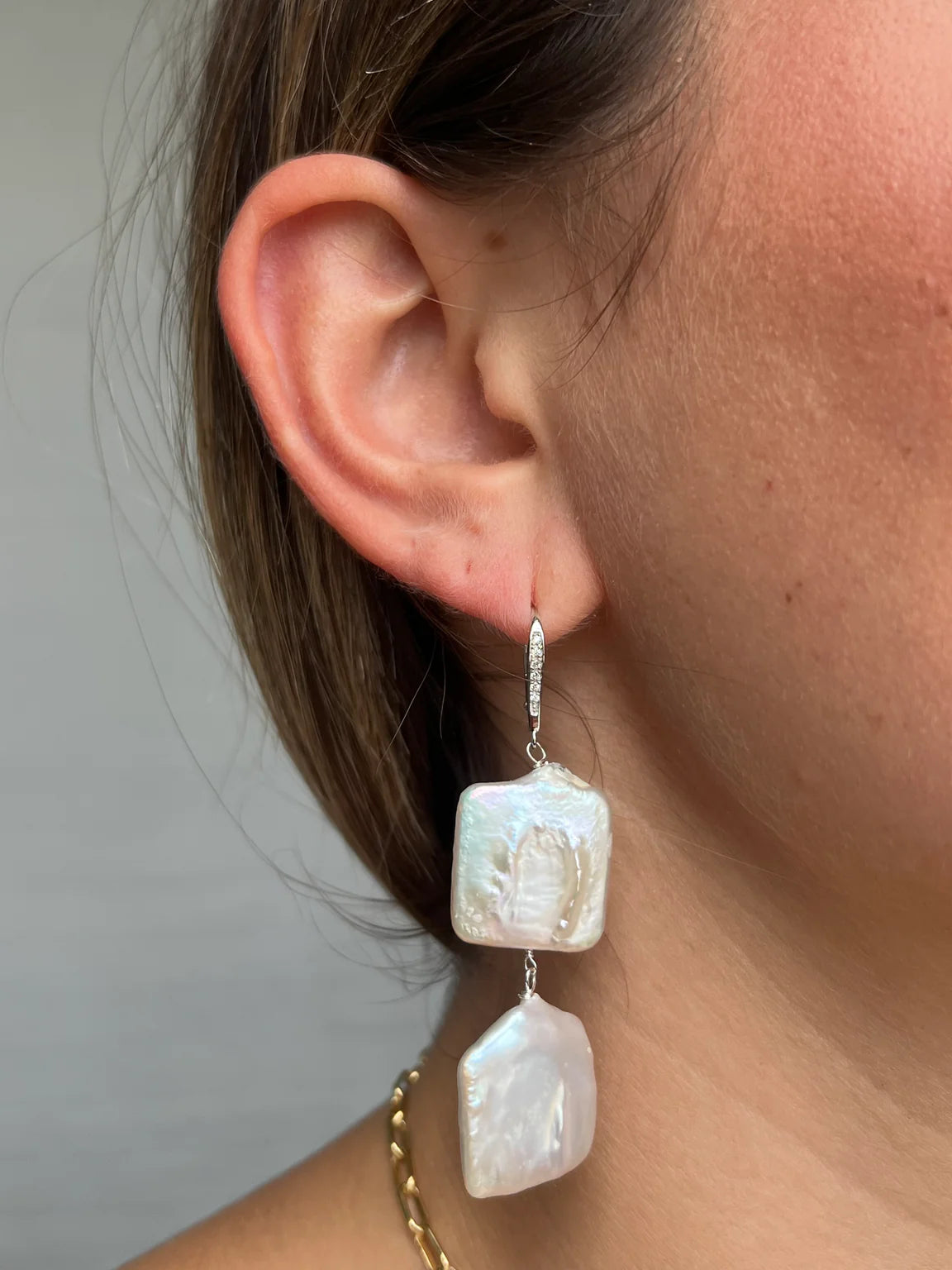 aurora pearl earrings silver