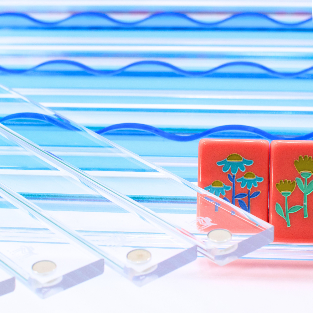 Wavy Acrylic Mahjong Racks | Many Colors | Magnetic Pushers