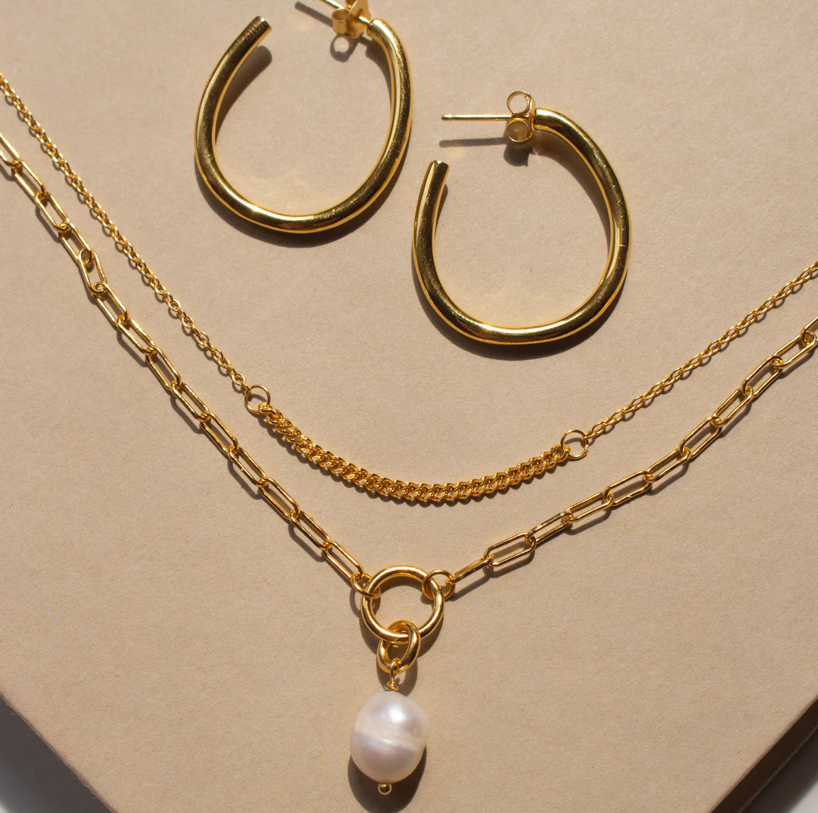 emily pearl layer necklace gold