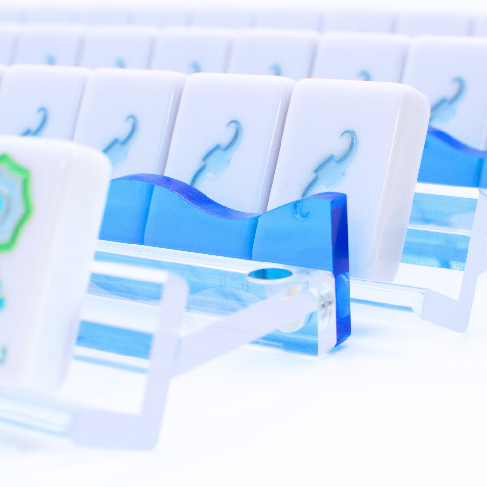 Wavy Acrylic Mahjong Racks | Many Colors | Magnetic Pushers