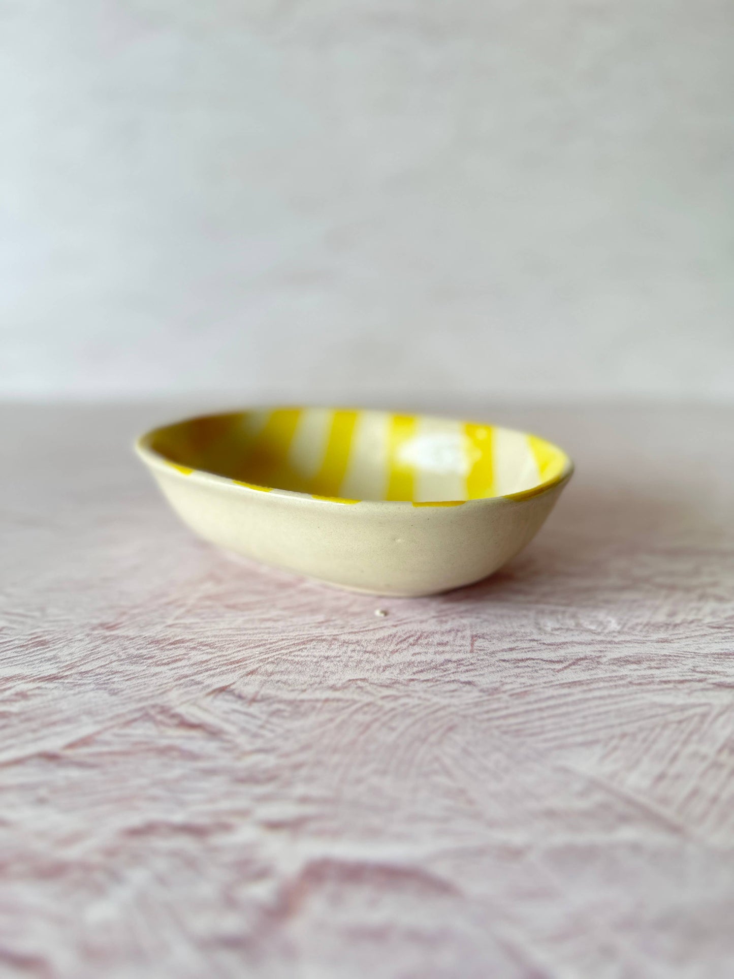 Ceramic stripe Bowl, Yellow